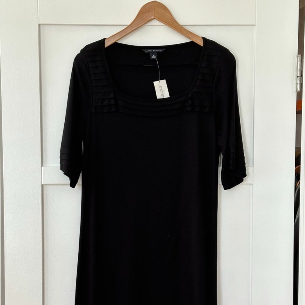 NEW Banana Republic Women's Black Dress Short-Sleeve Size M